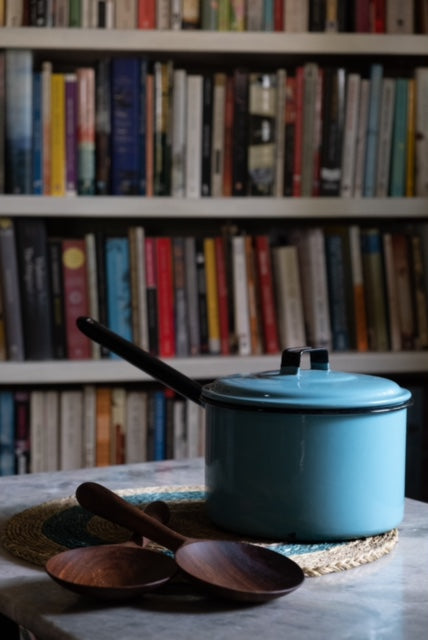 Judgeware Enamel Pot