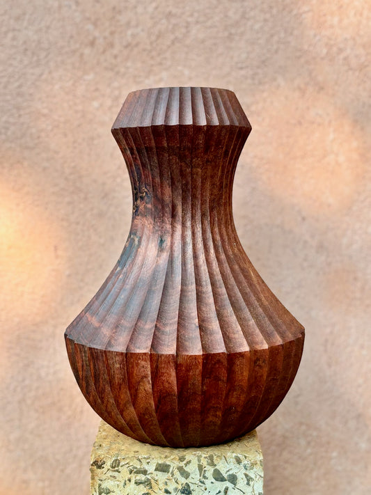 Raya Vase