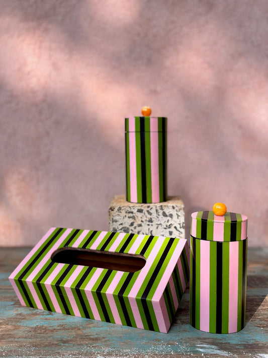 Liquorice Tissue Holder