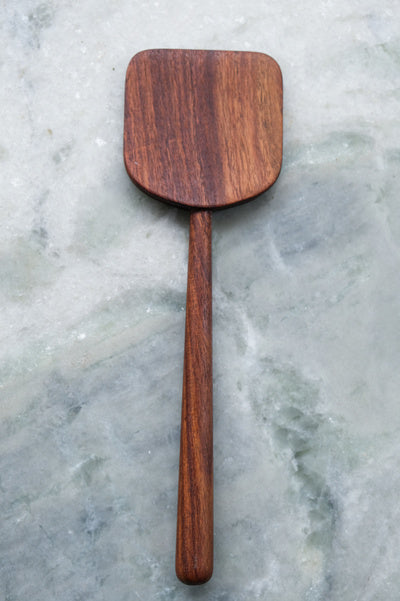 Plana Spoon